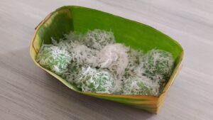Klepon jajanan tradisional bandung